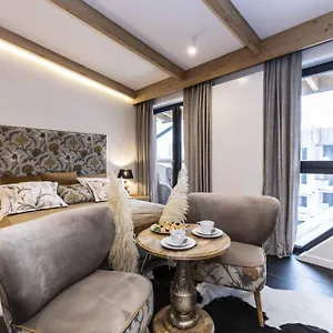 Famixdom Modrzejewska Centrum Apartament